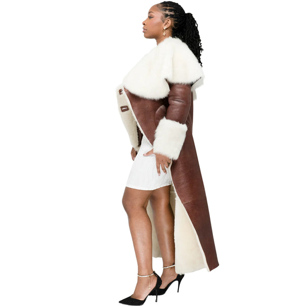 Shearling with Shouldered Collar
