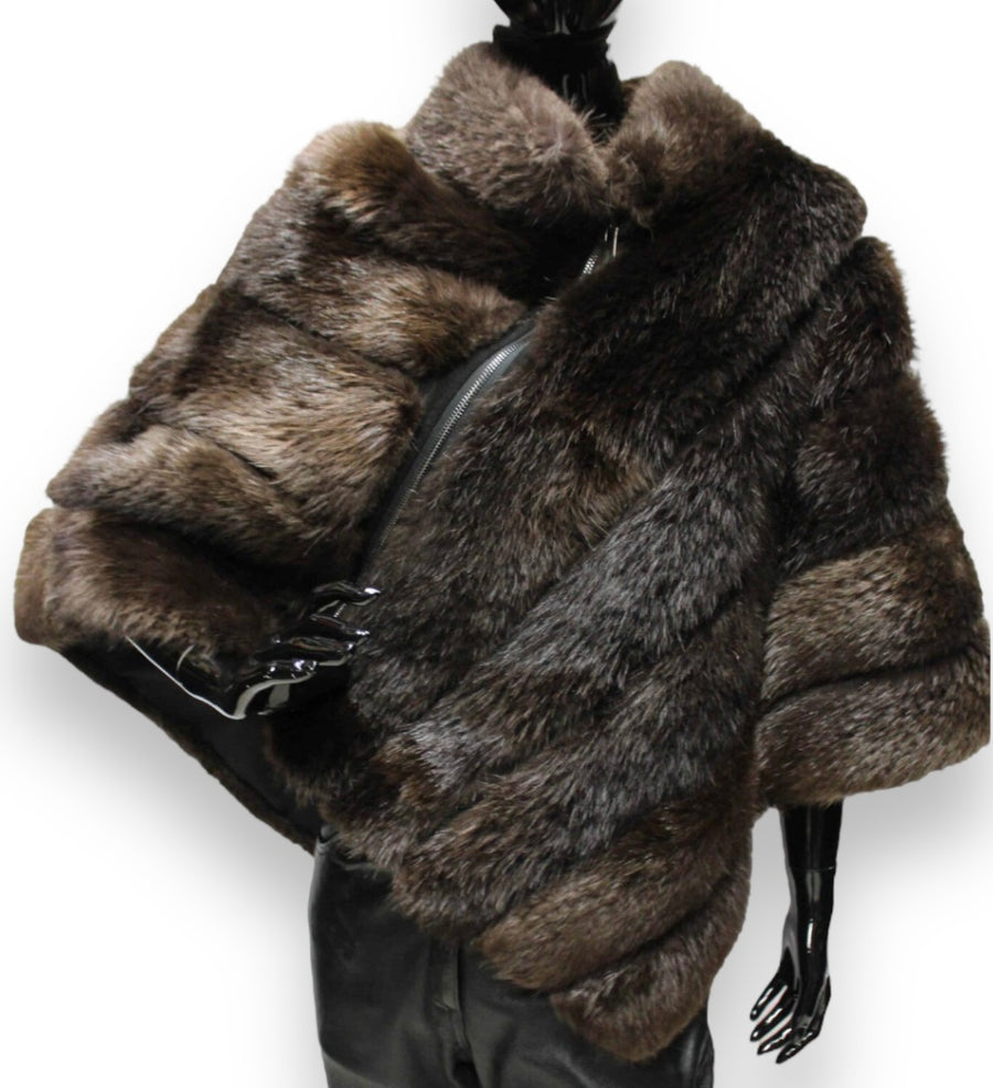 Short Diamond Cut Fox Poncho