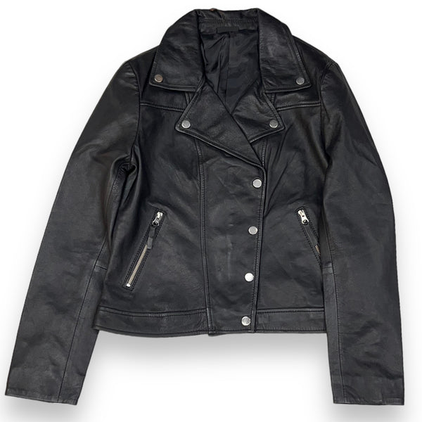Basic Buttoned Black Leather with Collar