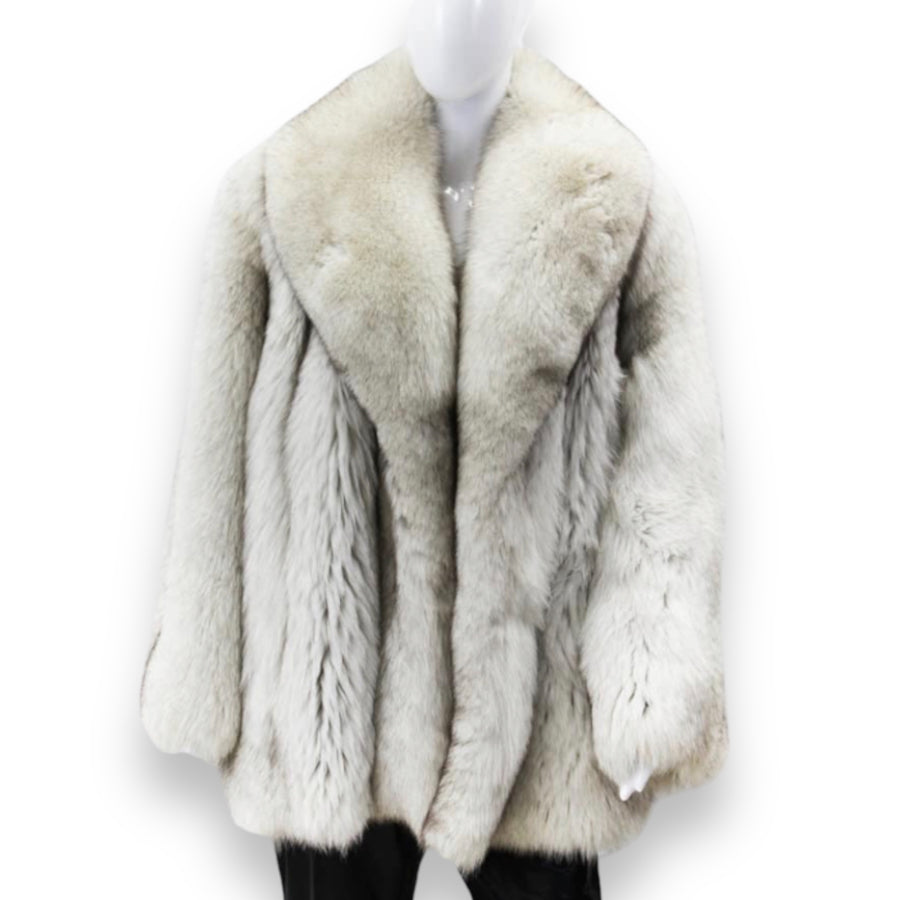 3/4 Natural Blue Fox with Collar
